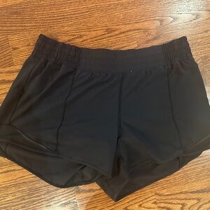 Lululemon Hotty Hot High-Rise 4" Lined Short Size 12